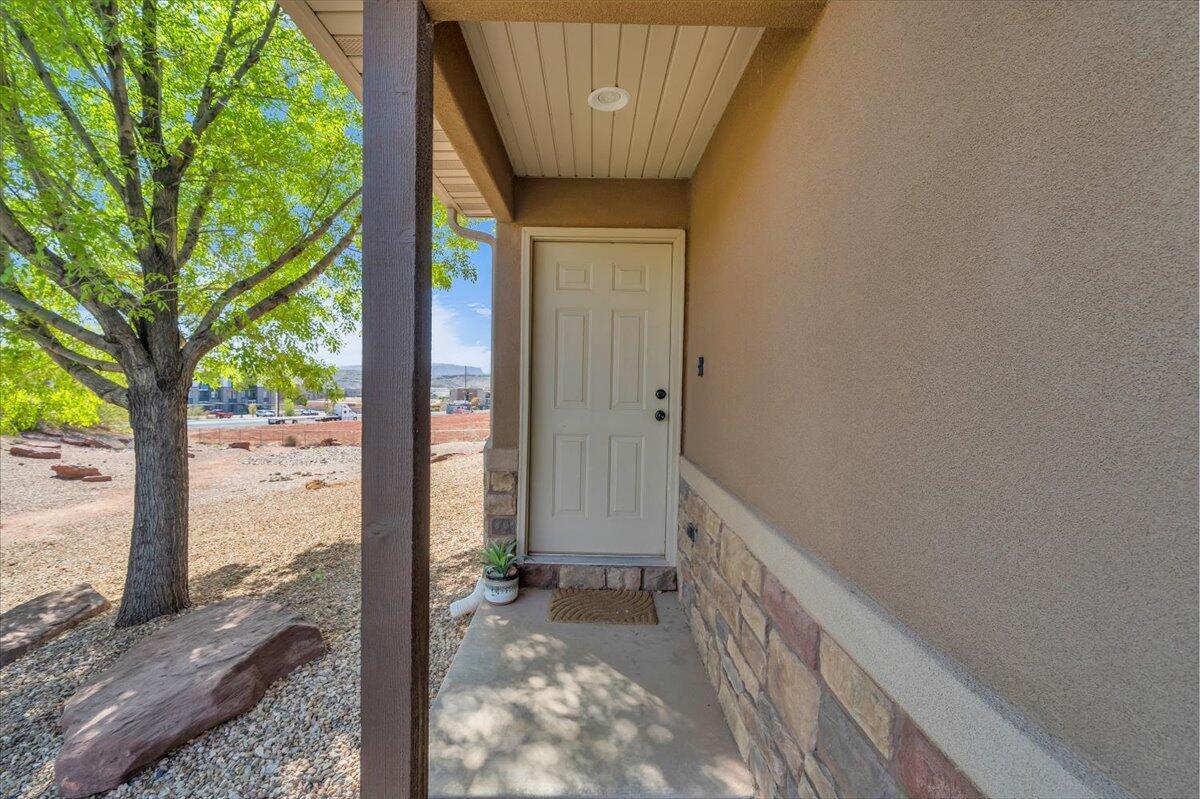 Property Photo:  1000 E Bluff View Dr #75  UT 84780 