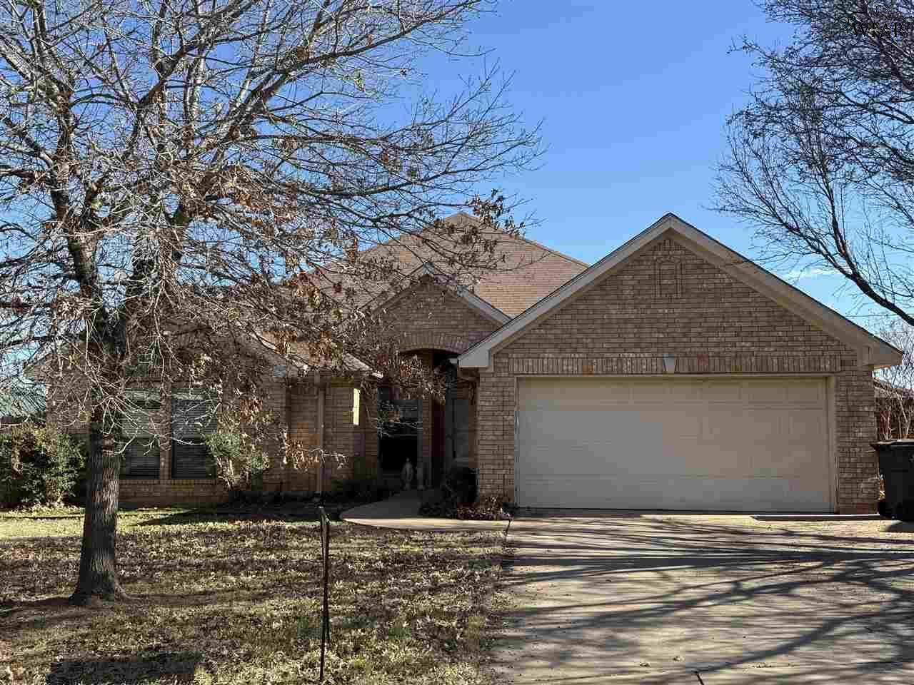 Property Photo: 4805 Belair Boulevard TX 76310