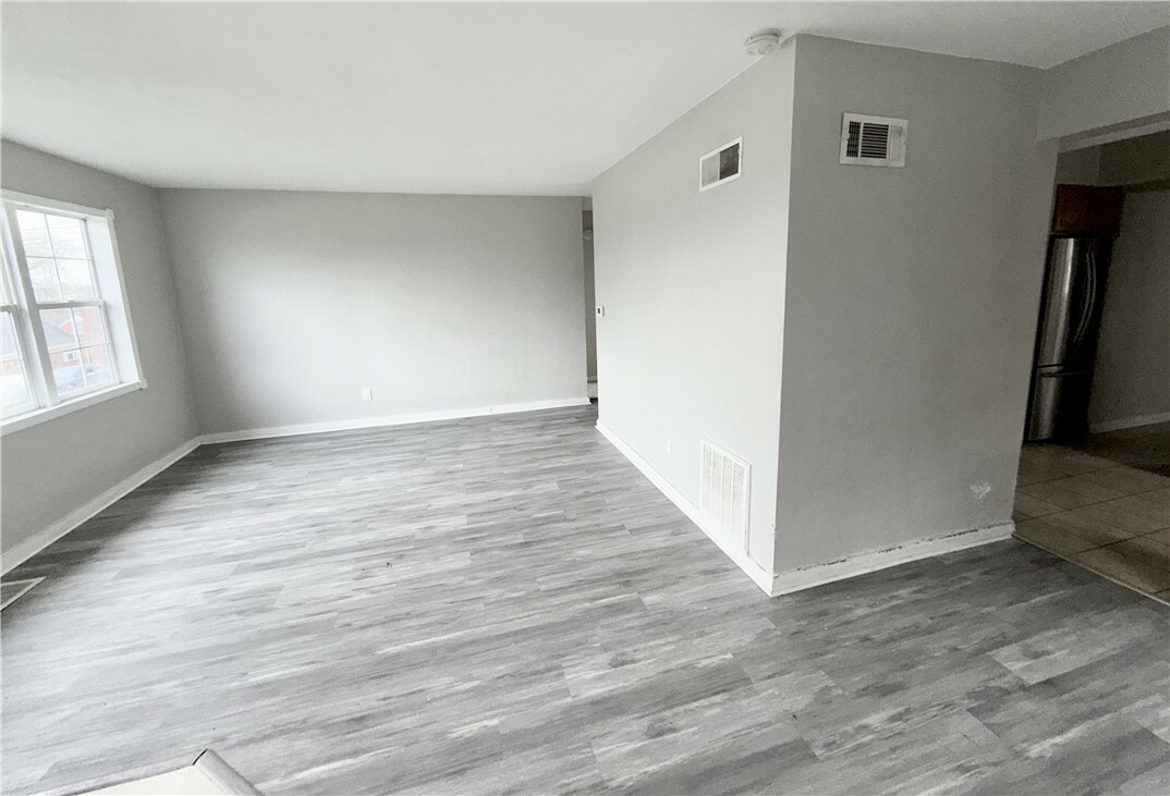 Property Photo: 1347 Coronado PA 15133