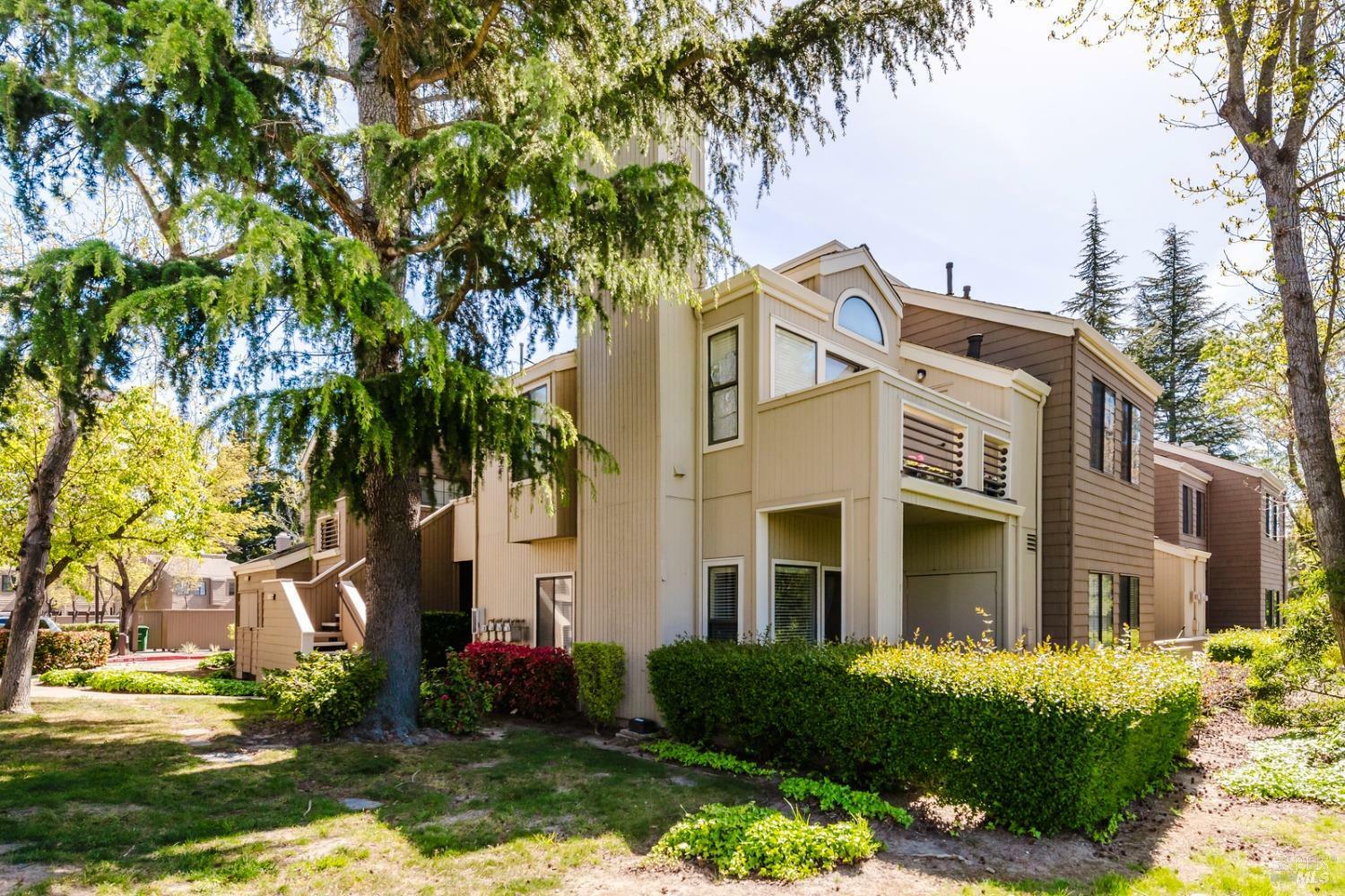 Property Photo:  340 S Overlook Drive  CA 94582 