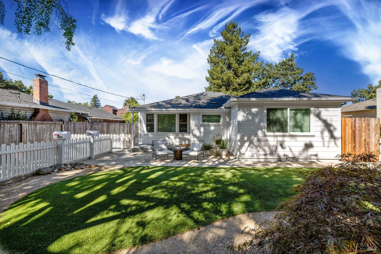 Property Photo: 1213 Stewart Street CA 95404
