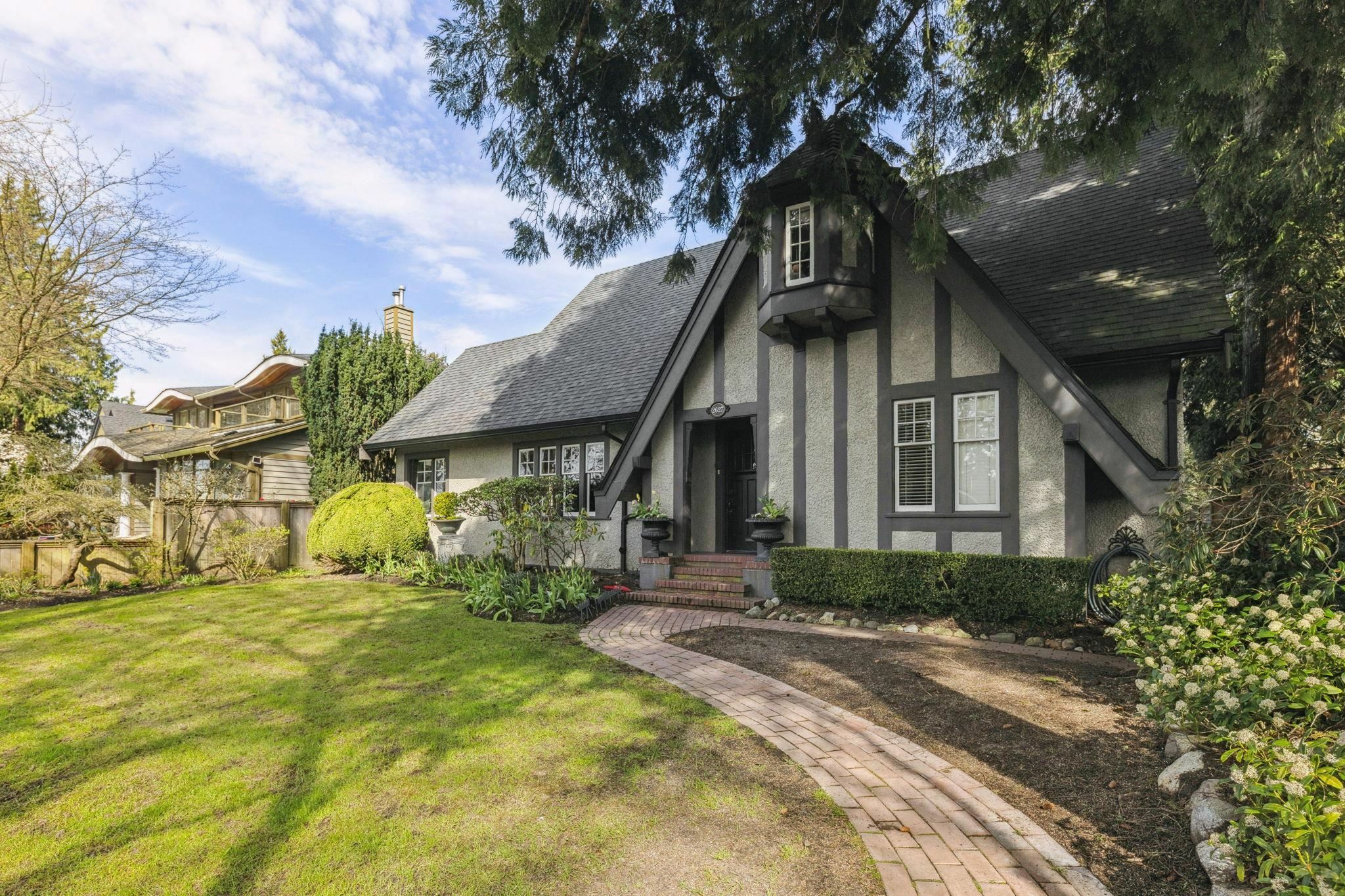 Property Photo: 2627 W 37th Avenue BC V6N 2T3