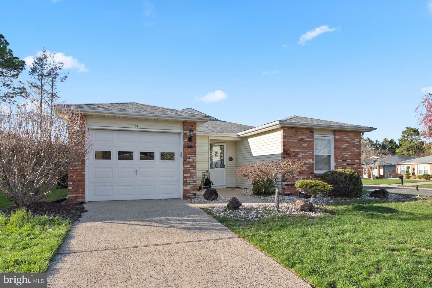 Property Photo: 31 Carter Way NJ 08723