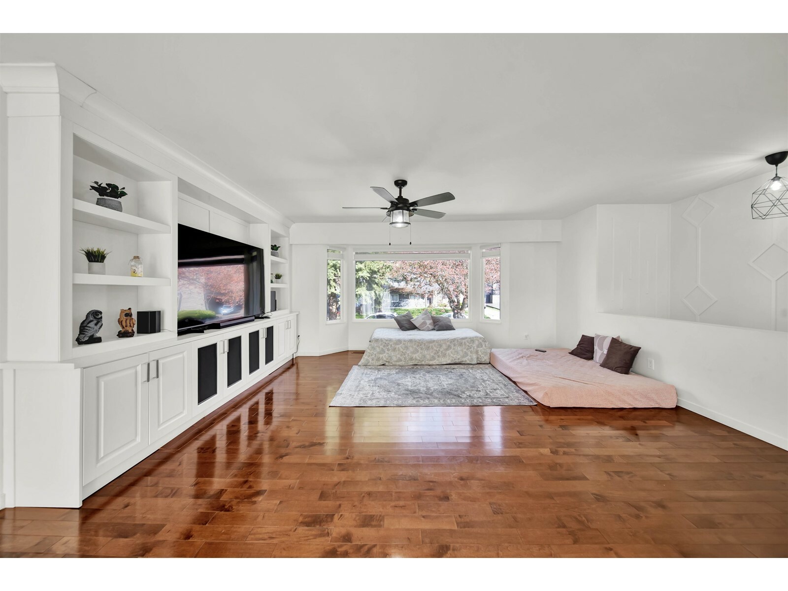 Property Photo: 13822 92A BC V3V 6Y6