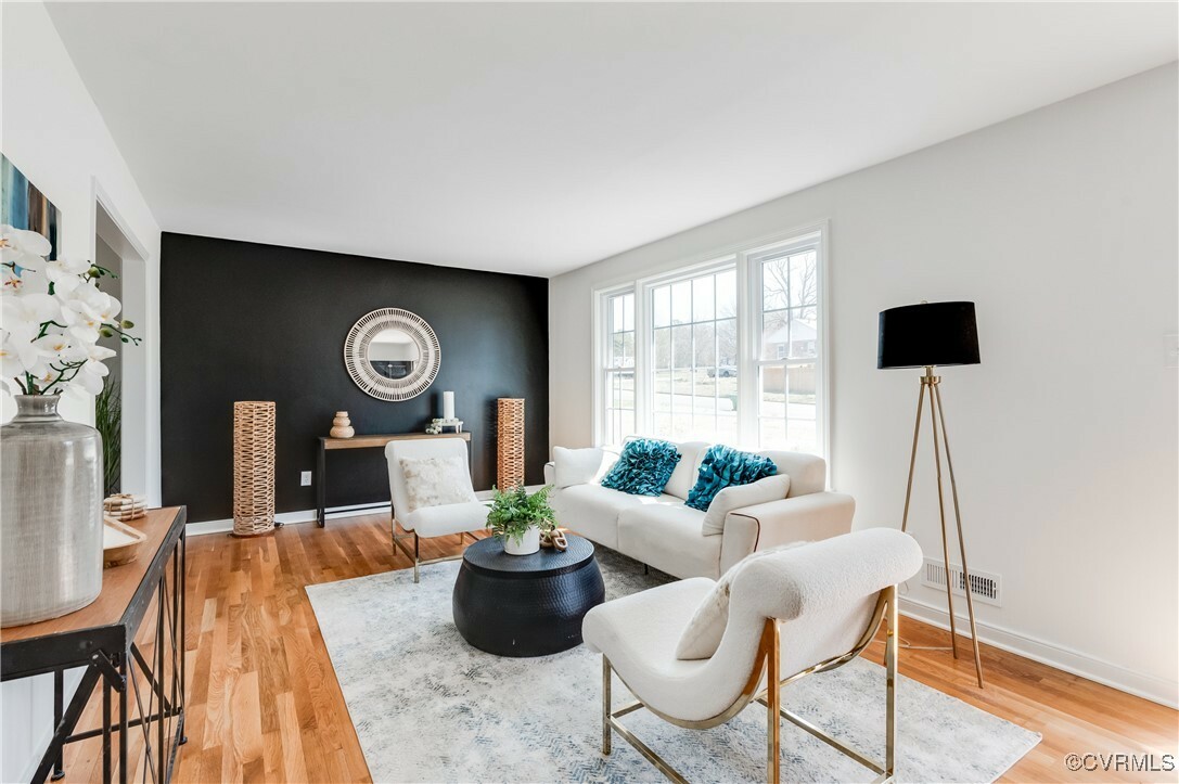 Property Photo: 1722 Havenwood Drive VA 23238