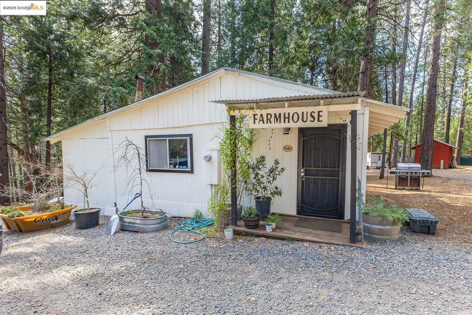 Property Photo: 19979 Mountain Misery Rd CA 95383