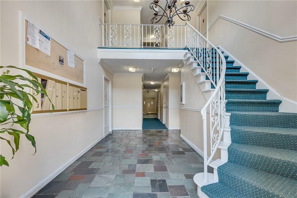 Property Photo: 6851 Roswell Road A21 GA 30328