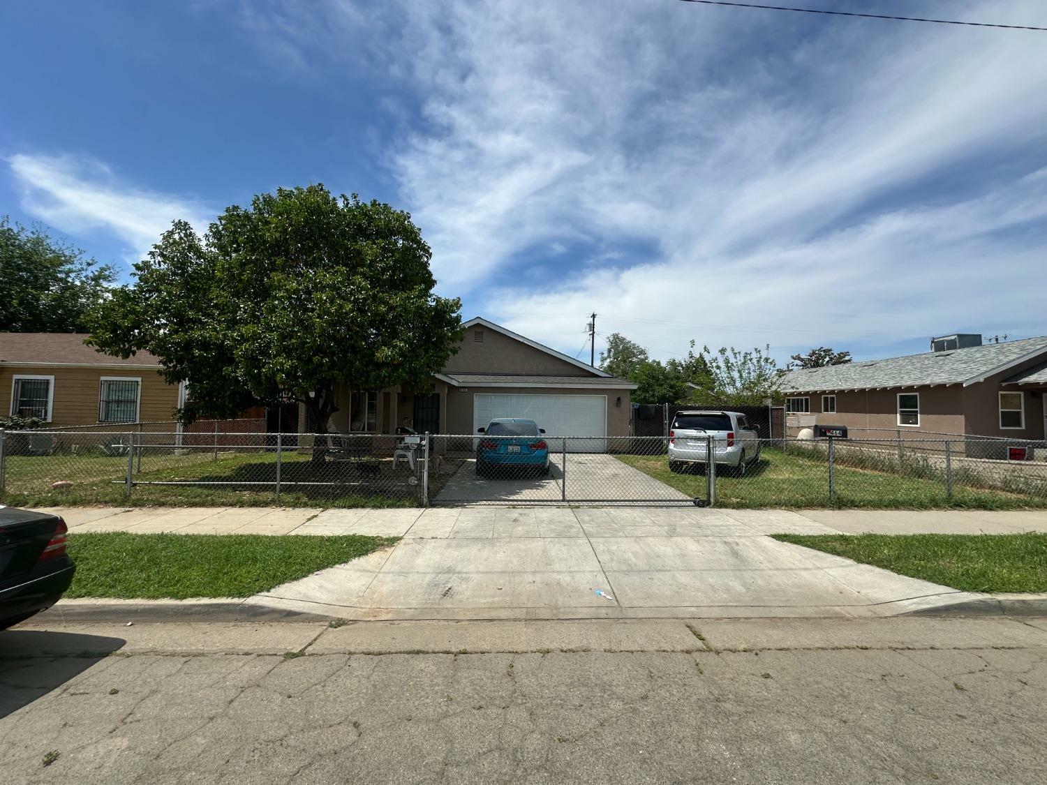 2464 S Kirk Street  Fresno CA 93706 photo