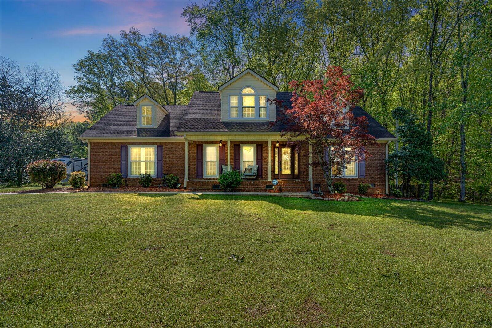 Property Photo: 515 United Circle TN 37347