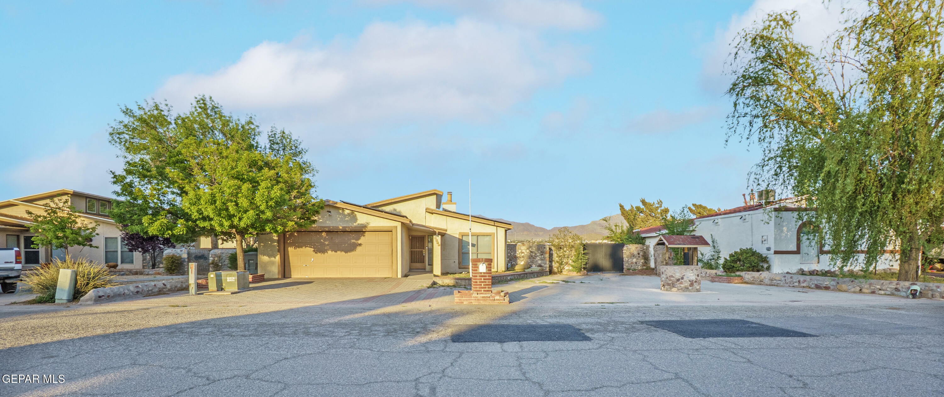 Property Photo: 5866 Oleaster Drive TX 79932