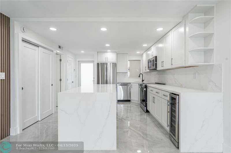 Property Photo: 8900 Washington Blvd 418 FL 33025