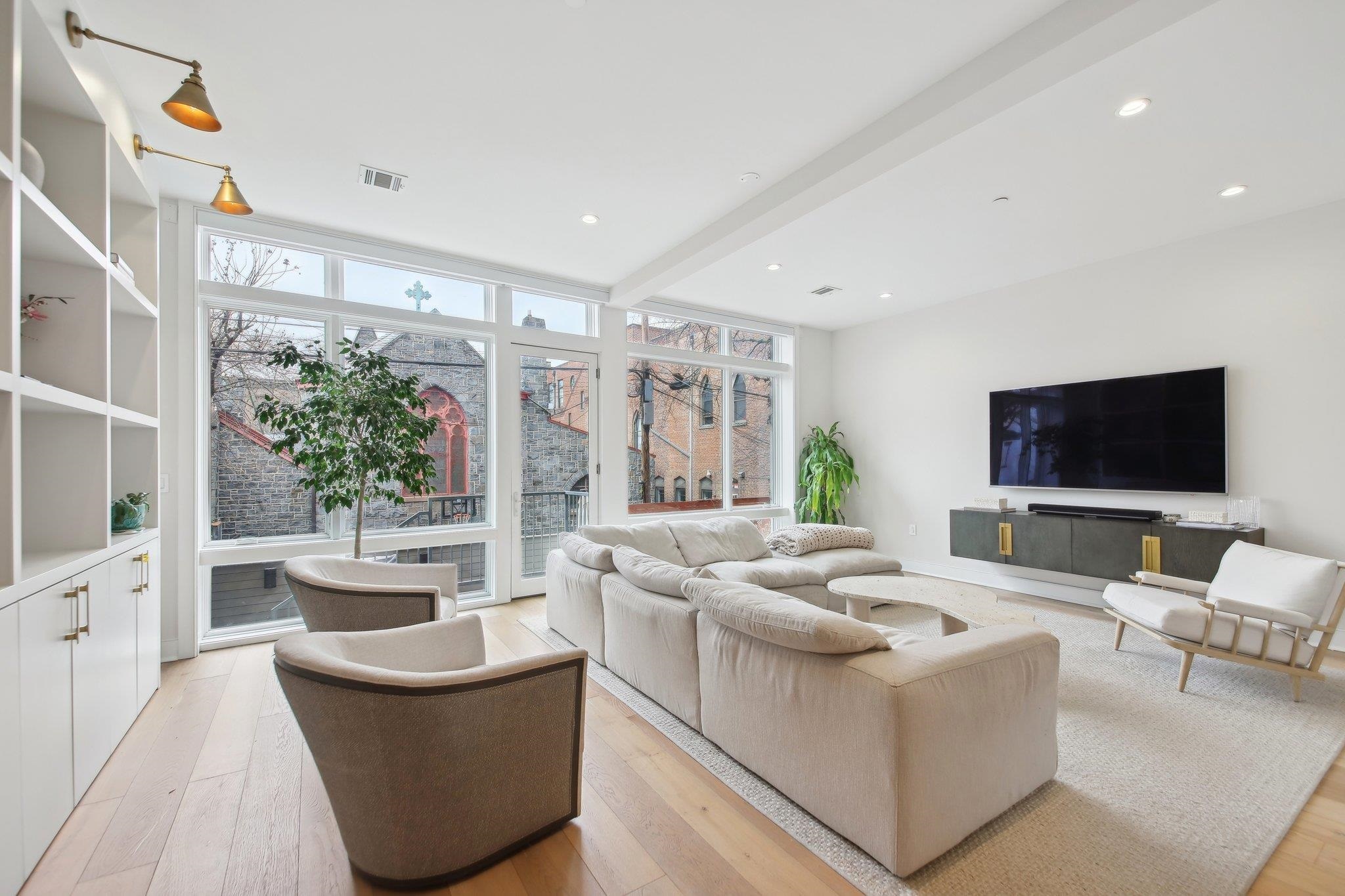 Property Photo: 702 Hudson St 1 NJ 07030