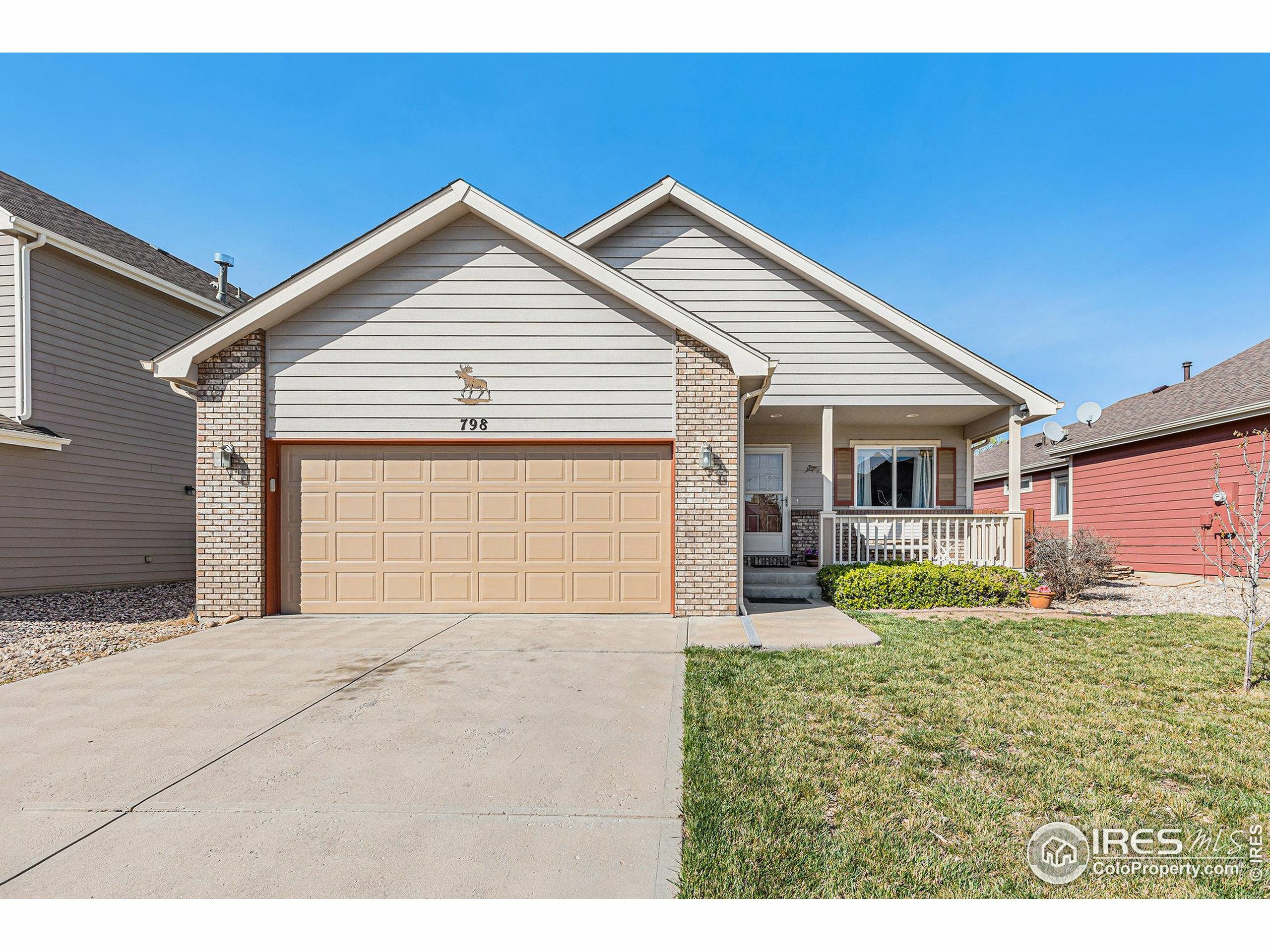 Property Photo: 798 Durum St CO 80550