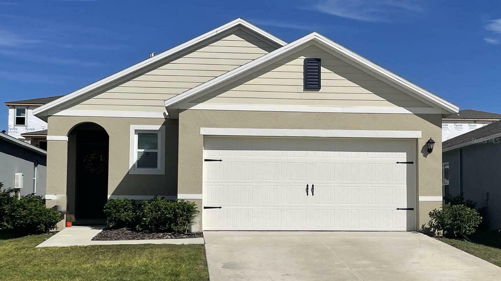 Property Photo: 8363 Madrid Street FL 33810