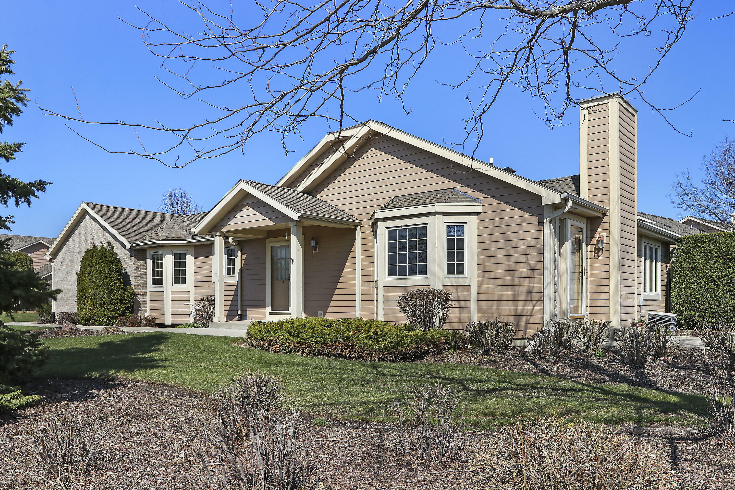 Property Photo: 4267 91st Pl 2 WI 53142