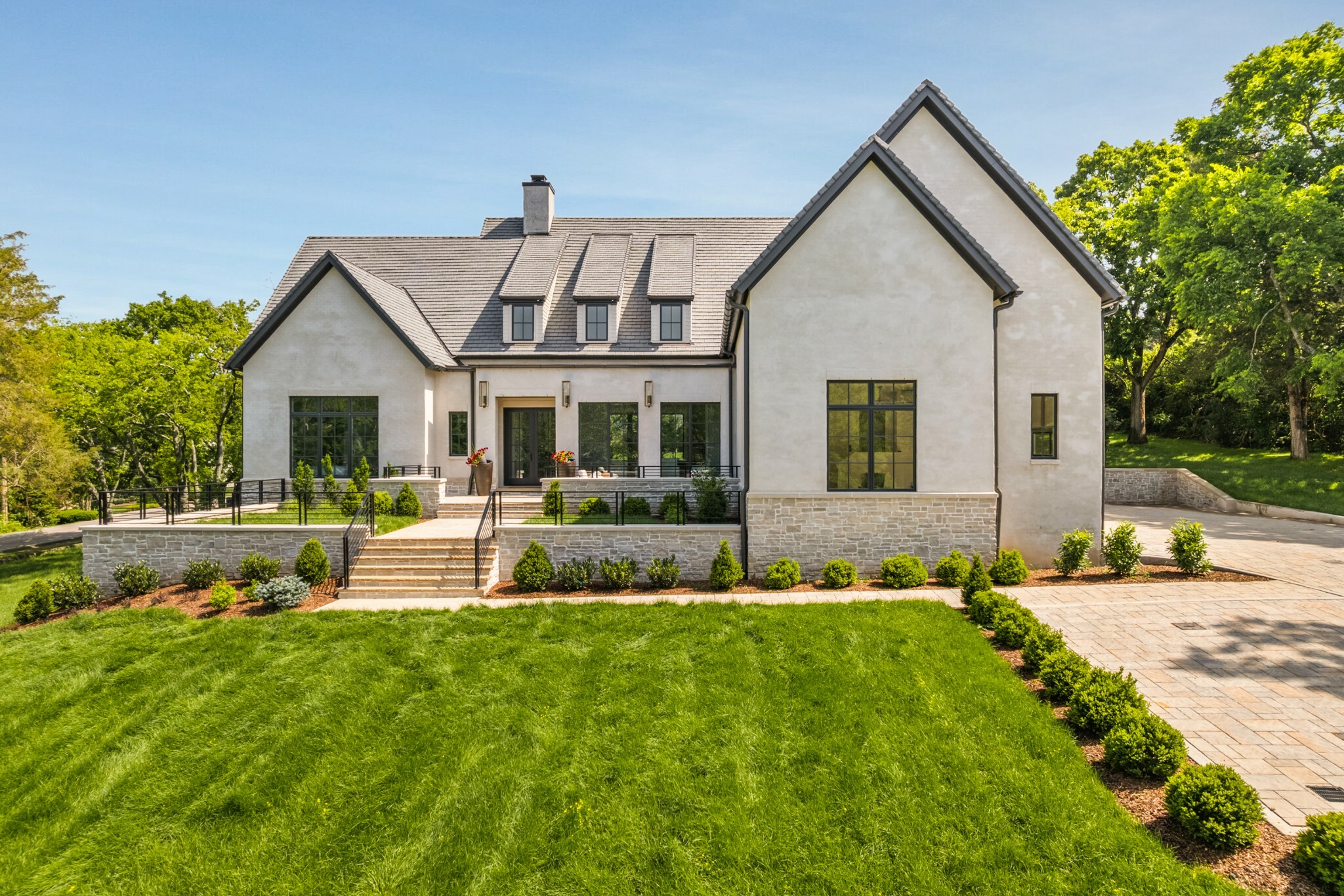 2408 Hemingway Dr  Nashville TN 37215 photo