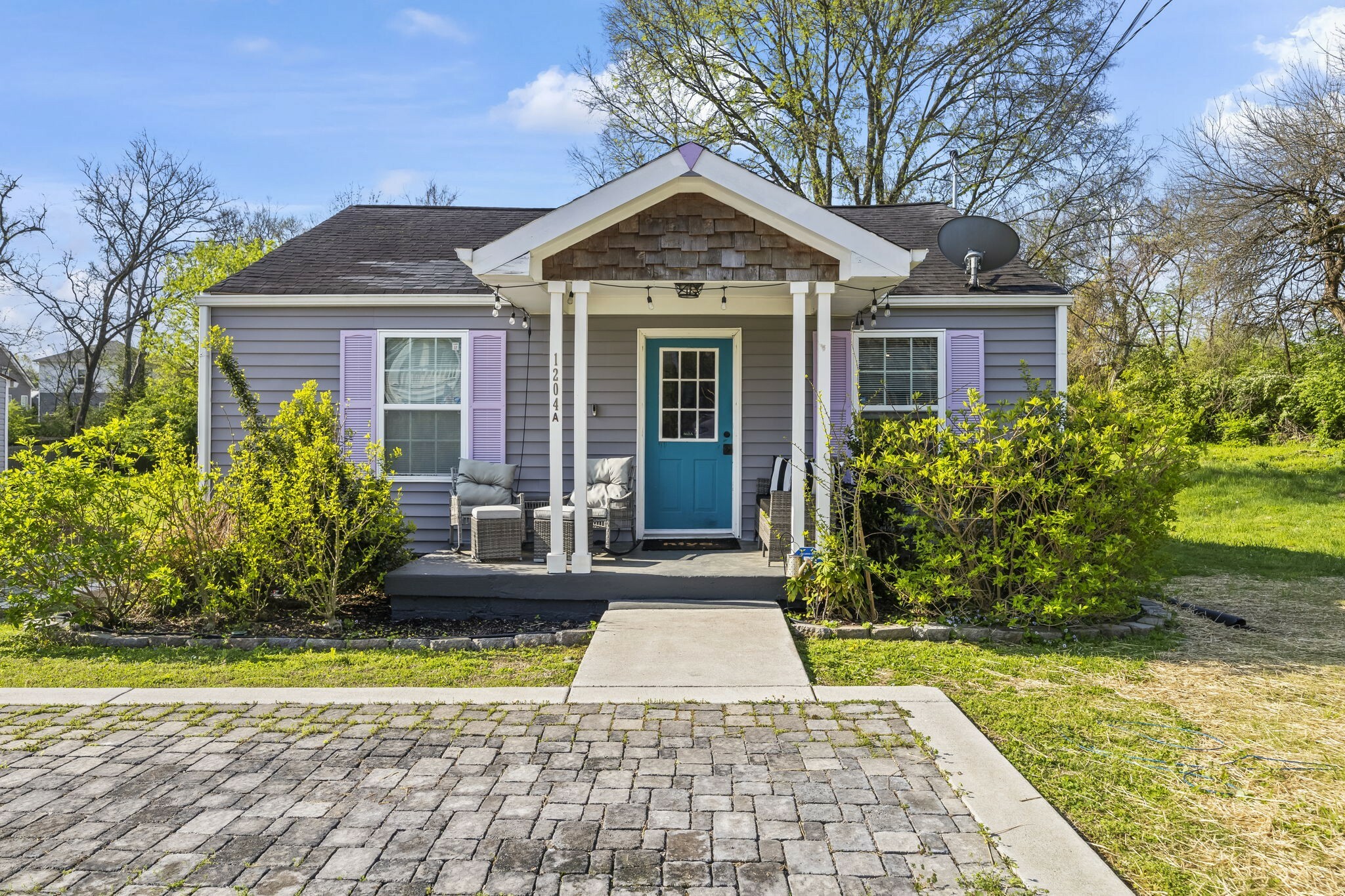 Property Photo: 1204A Keller Ave TN 37216