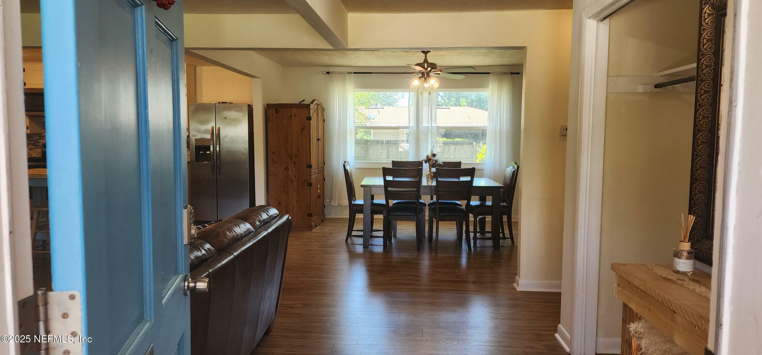 Property Photo:  5432 Santa Rosa Way  FL 32211 