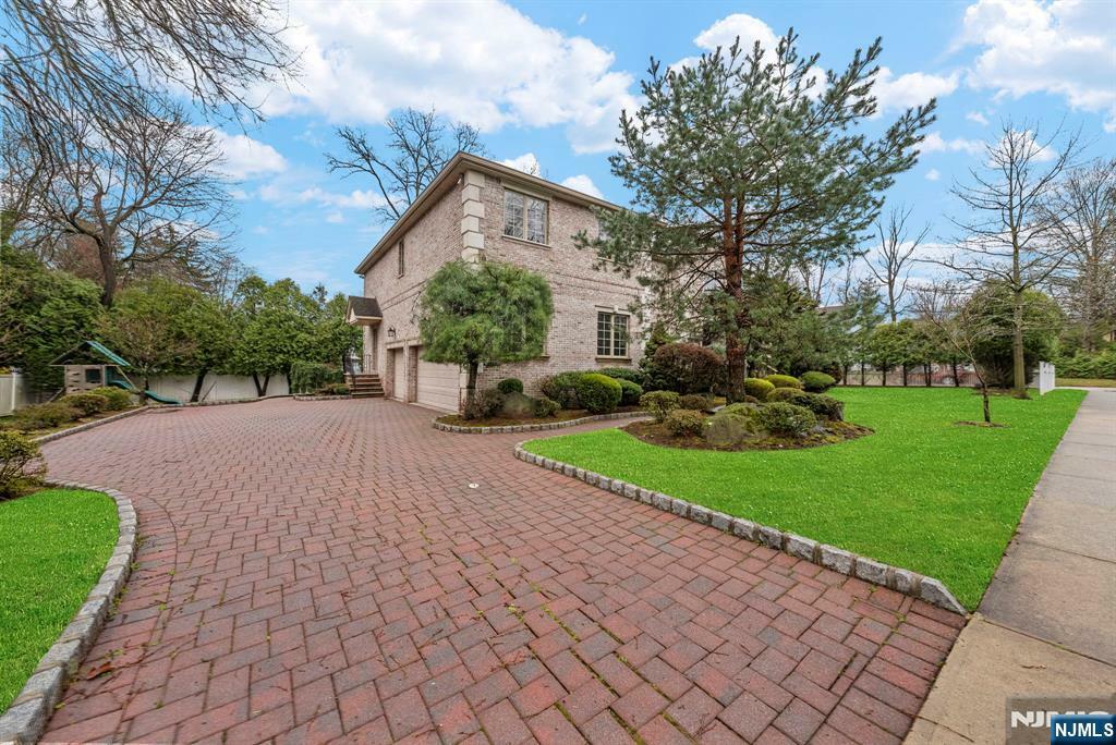 Property Photo:  15 1st Street  NJ 07624 