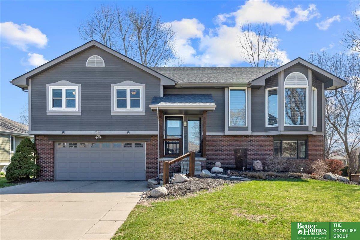 1709 N 159 Street  Omaha NE 68118 photo