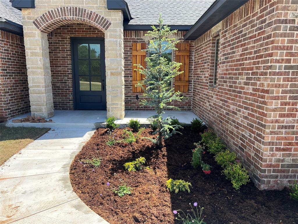 Property Photo: 8241 Buffalo Ridge OK 73007