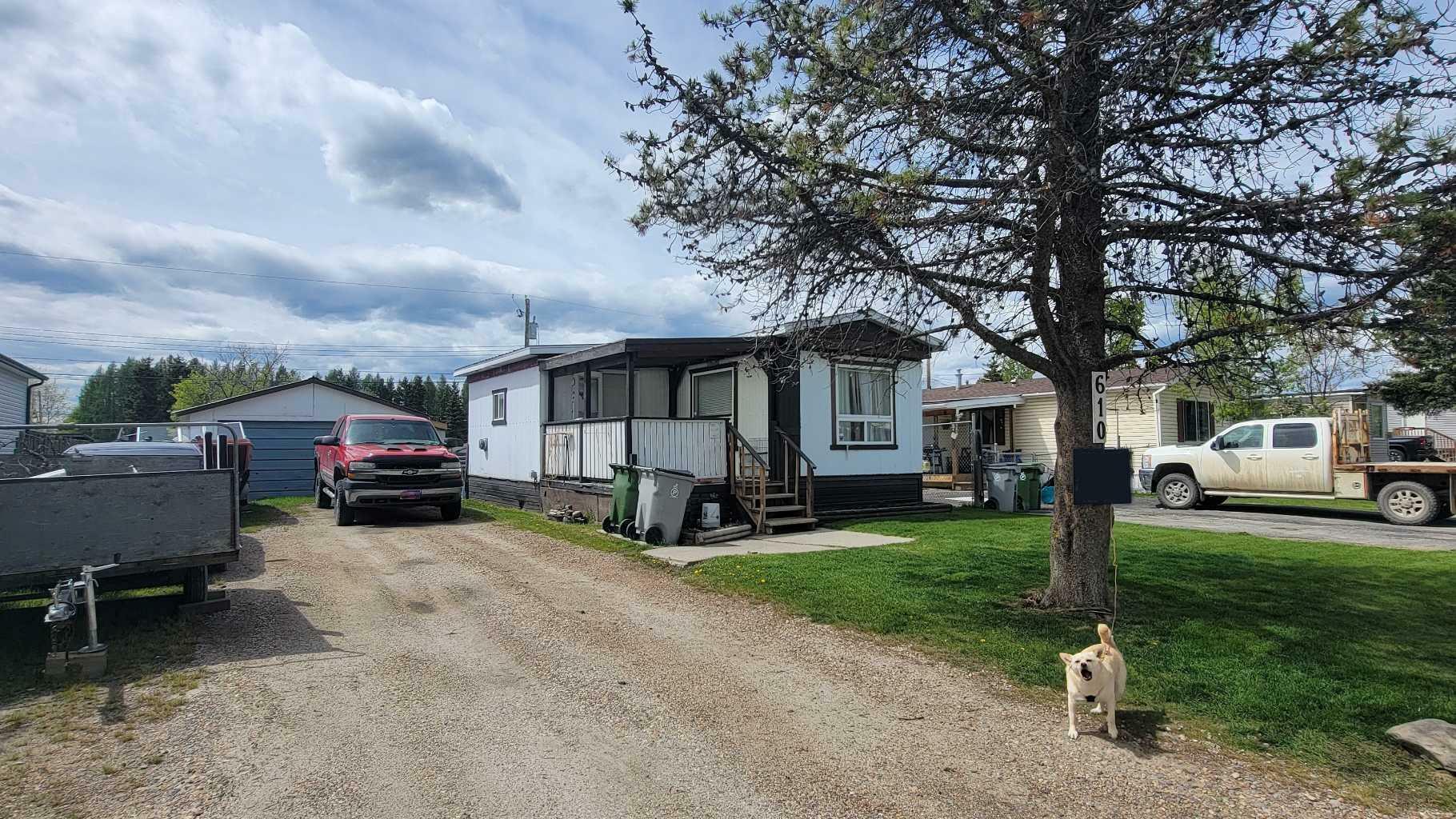 610 52 Street  Edson AB T7E 1K9 photo