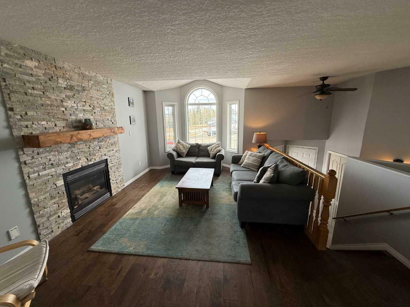 Property Photo: 110 Parker Place AB T7V 2C2