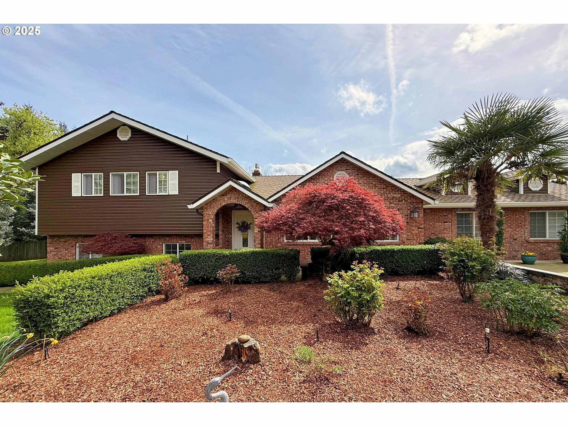 Property Photo: 3911 SE 157th Ave WA 98683