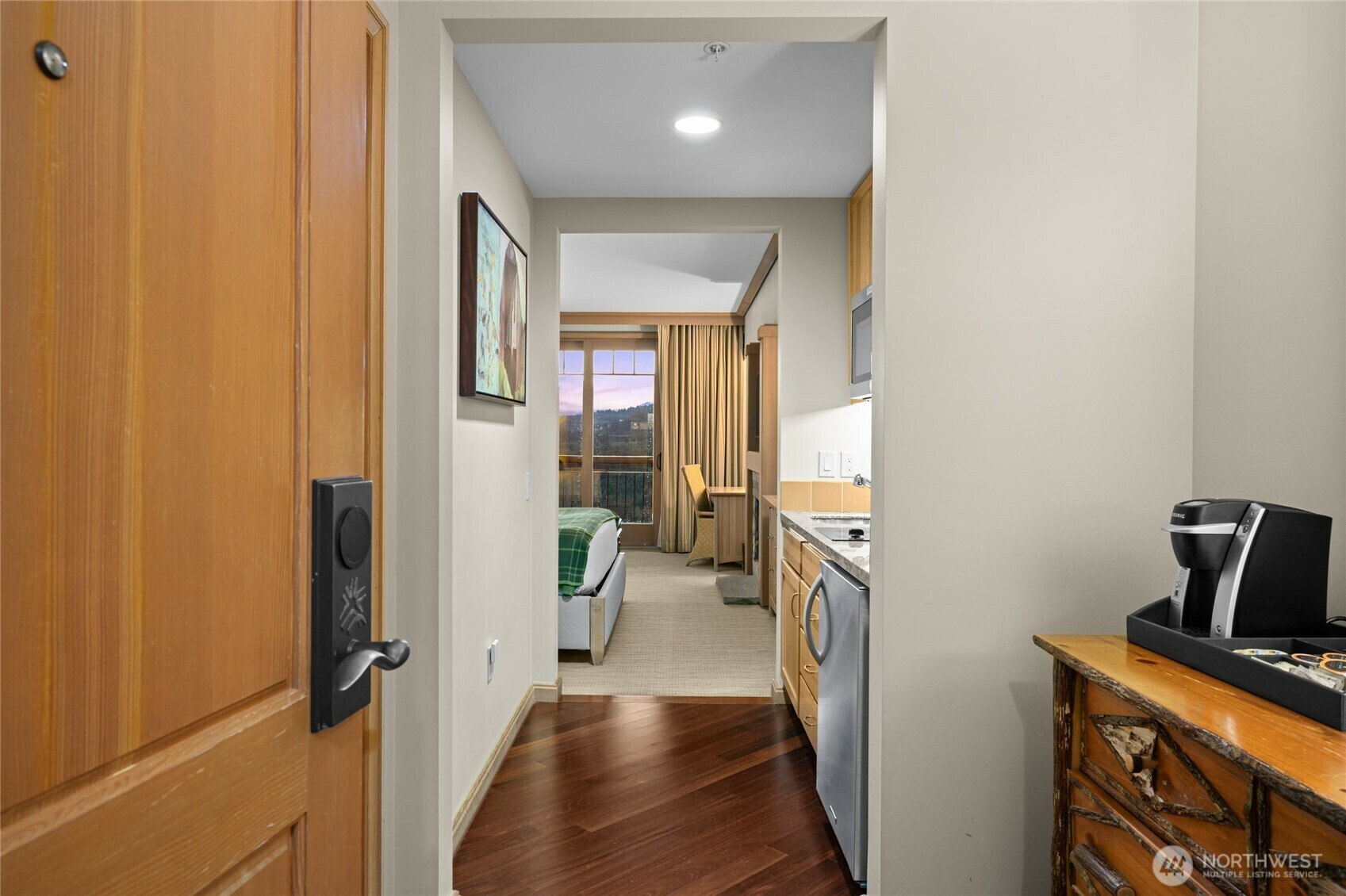 Property Photo: 3600 Suncadia Trail 4027 WA 98922