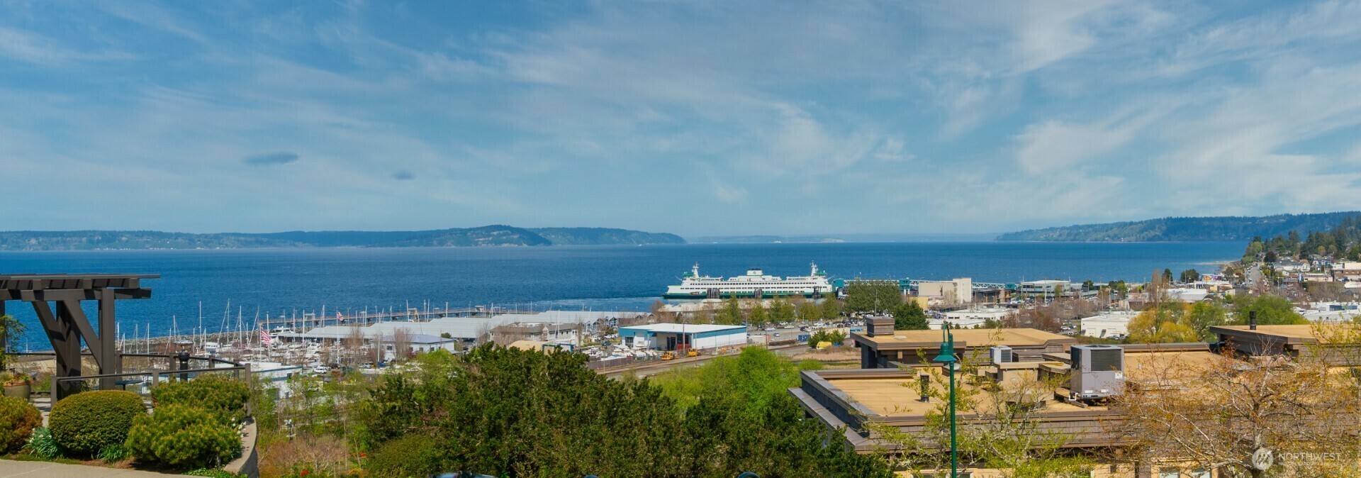 Property Photo: 50 Pine Street 205 WA 98020