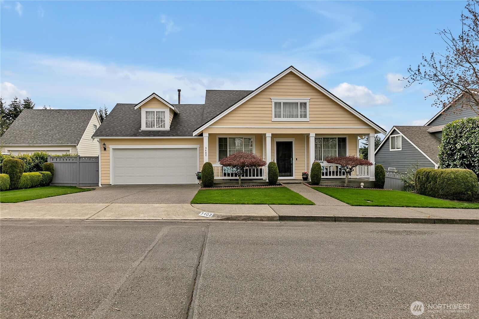 Property Photo:  3402  Viewpoint Circle NE  WA 98422 