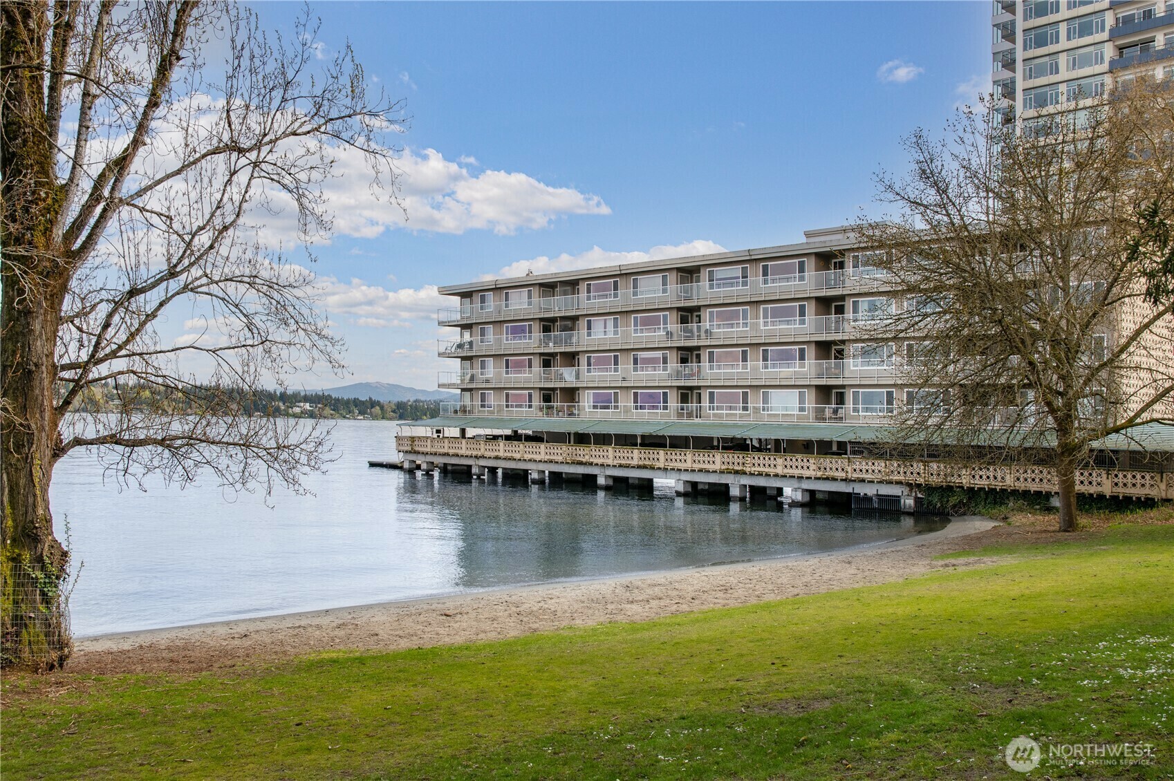 Property Photo: 1800 43rd Avenue E 401 WA 98112