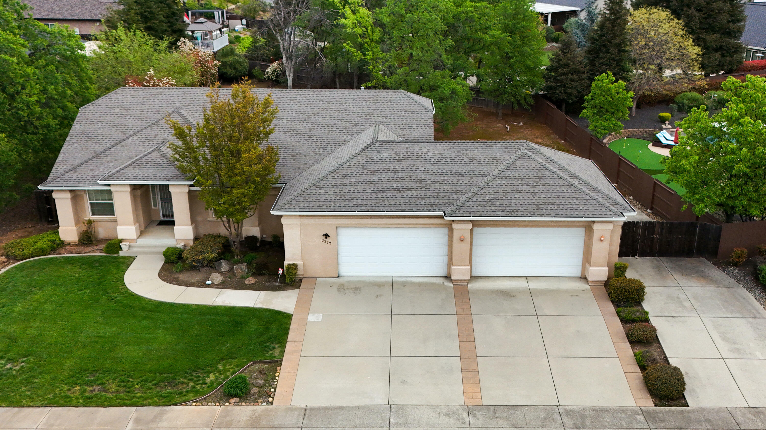3377 Heritagetown Drive  Redding CA 96002 photo
