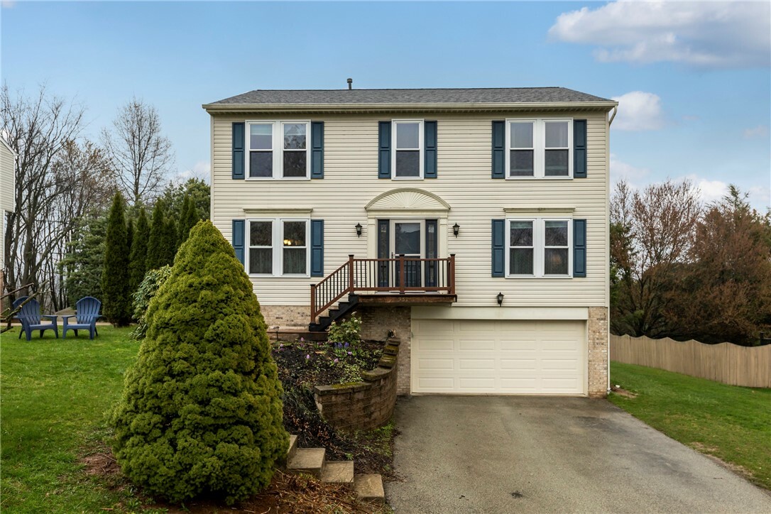 Property Photo: 951 Castlegate Cir PA 15601