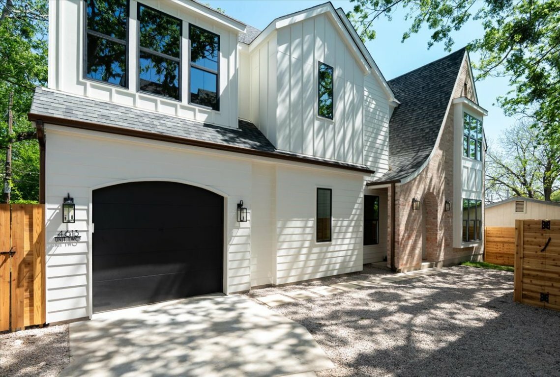 Property Photo: 4613 Raintree Boulevard 2 TX 78745