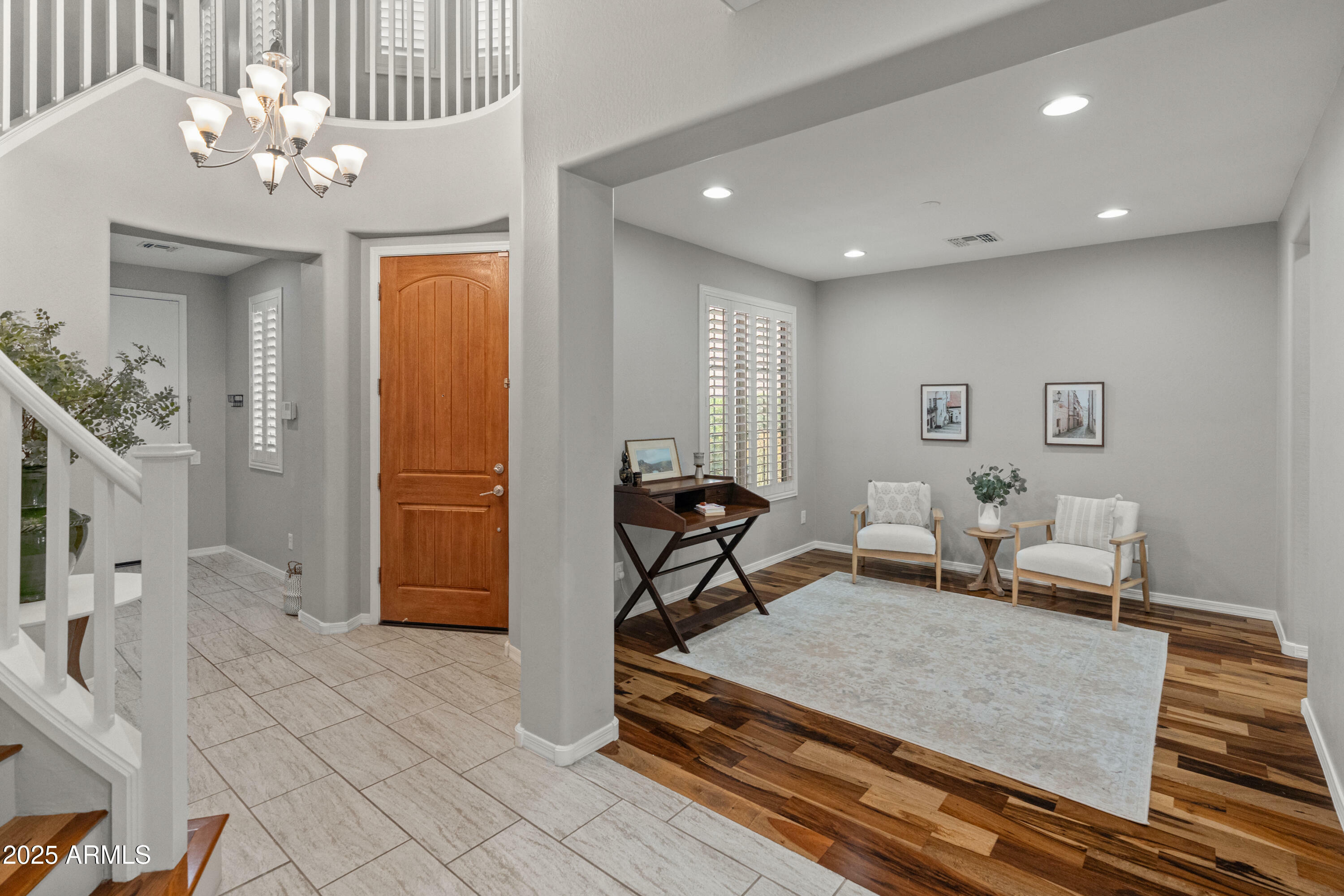 Property Photo: 3603 E Salter Drive AZ 85050