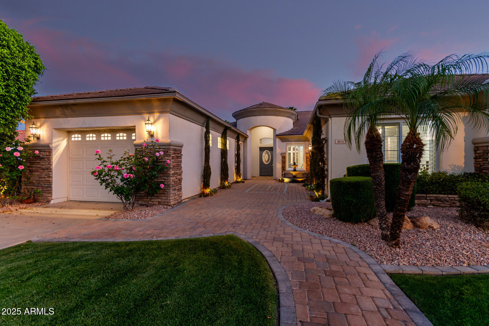 Property Photo: 3931 E Fox Circle AZ 85205