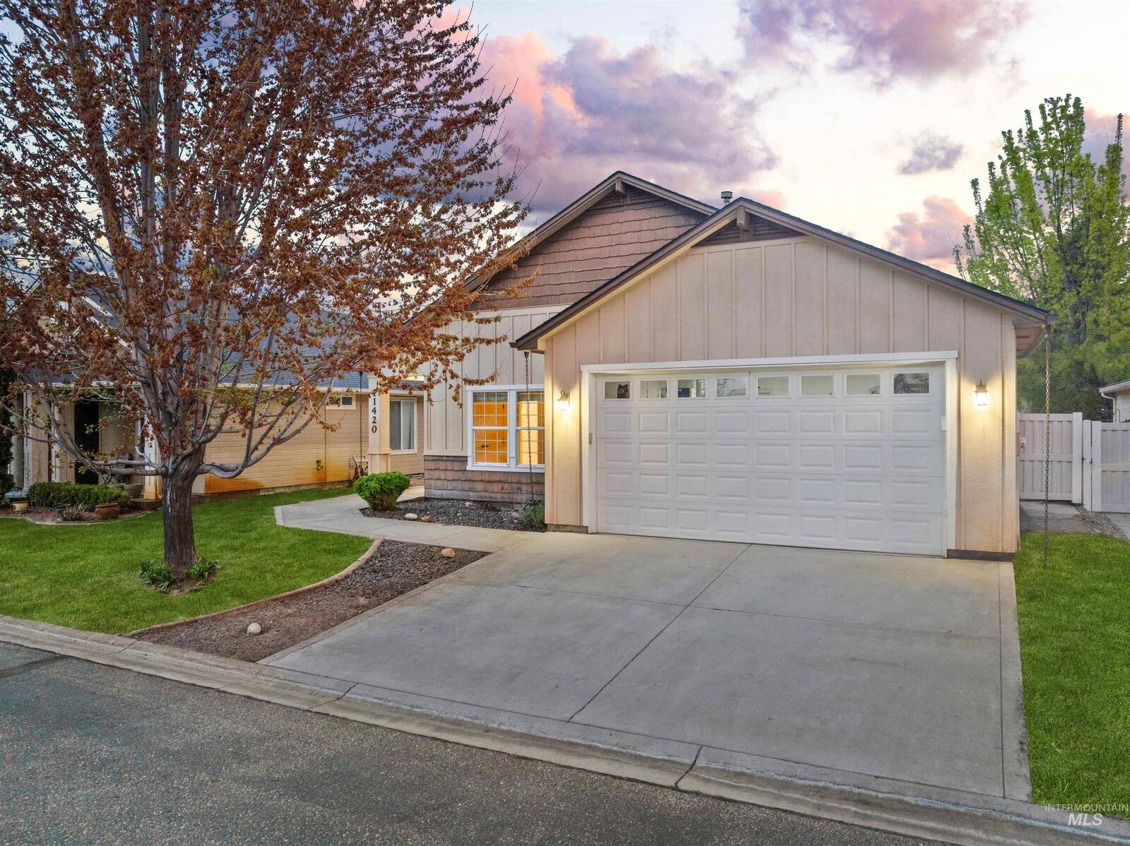 Property Photo:  11420 W Tempe Ln  ID 83669 