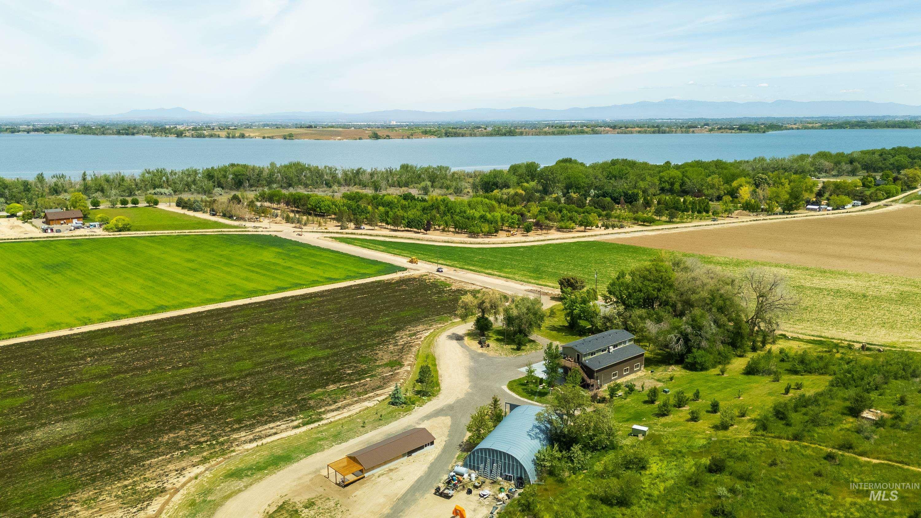 Property Photo: 13005 Lake Shore Dr. ID 83686
