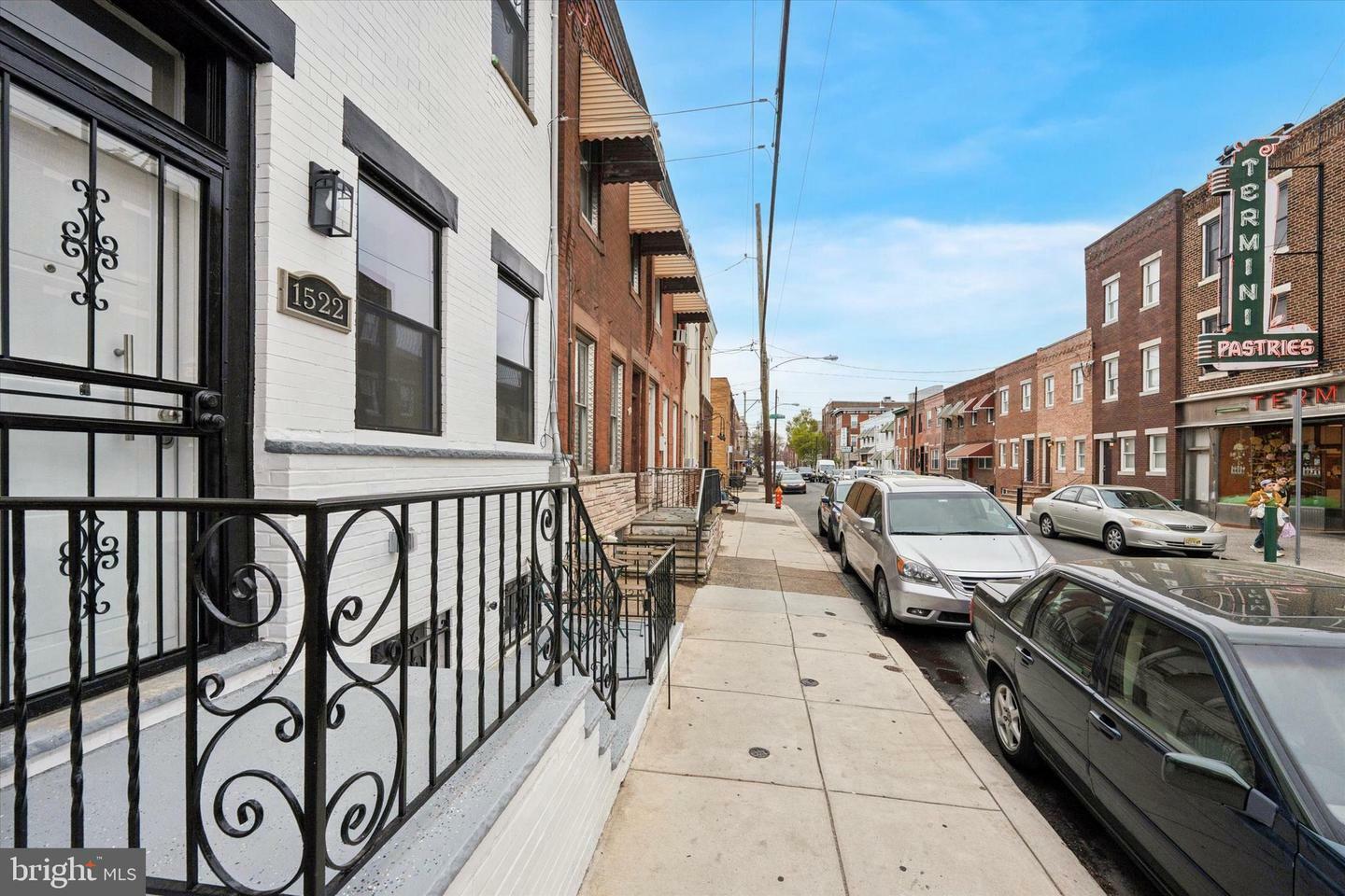 Property Photo: 1522 S 8th Street PA 19147