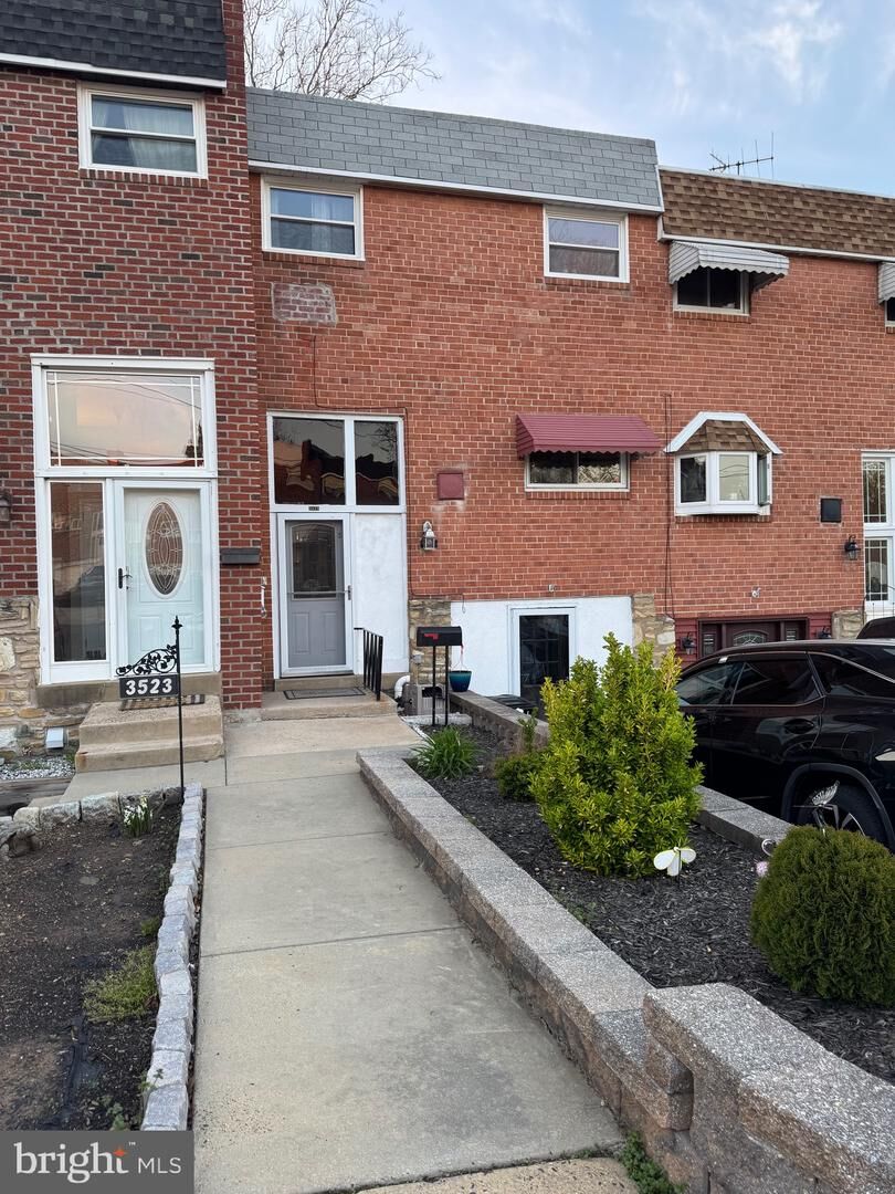 Property Photo: 3525 Nottingham Lane PA 19114