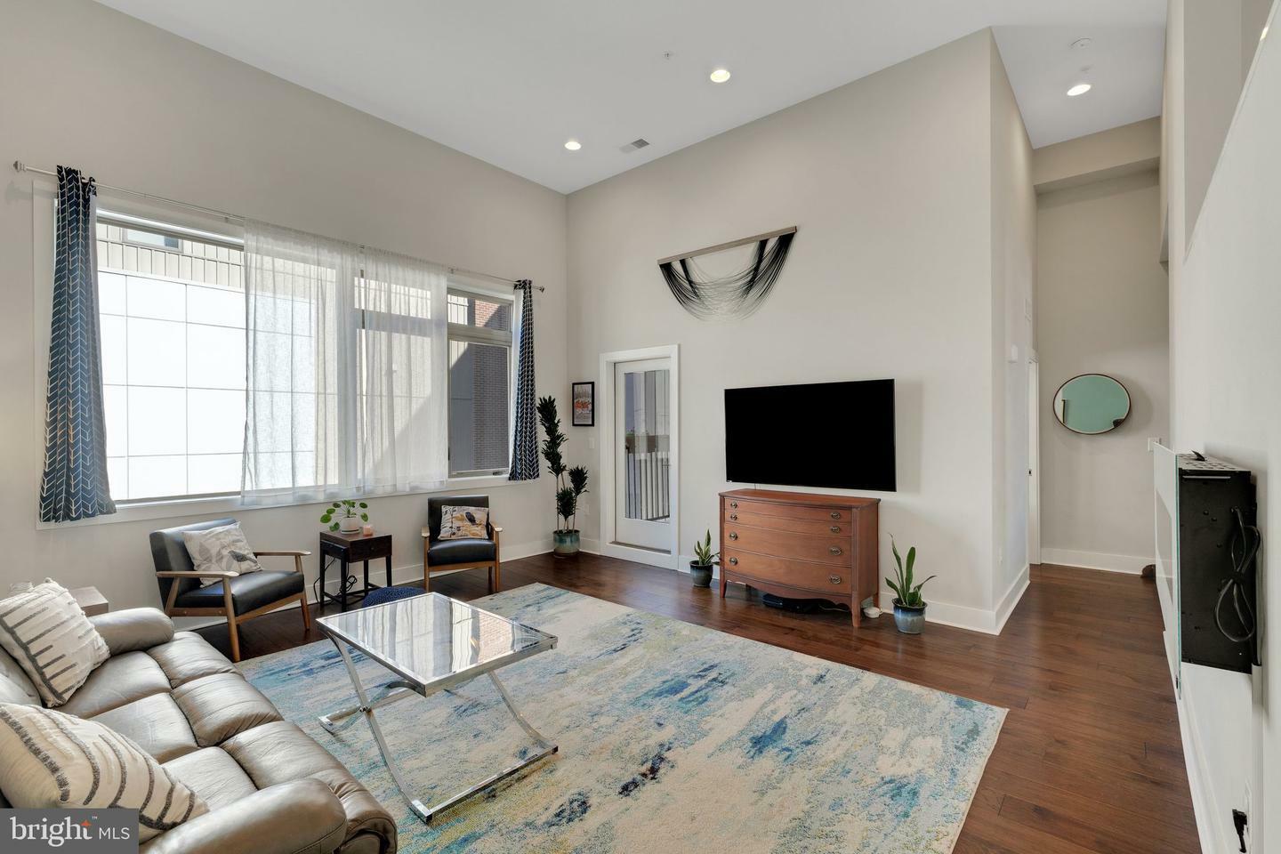 Property Photo: 839 N 3rd Street PA 19123