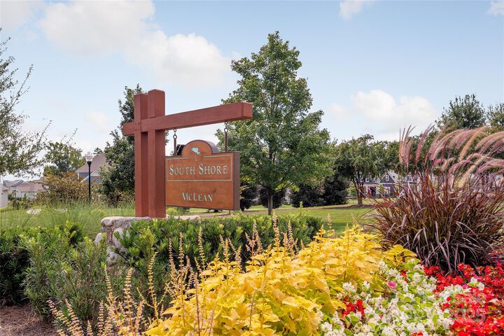 Property Photo:  818 Lakeforest Lane 6  SC 29710
