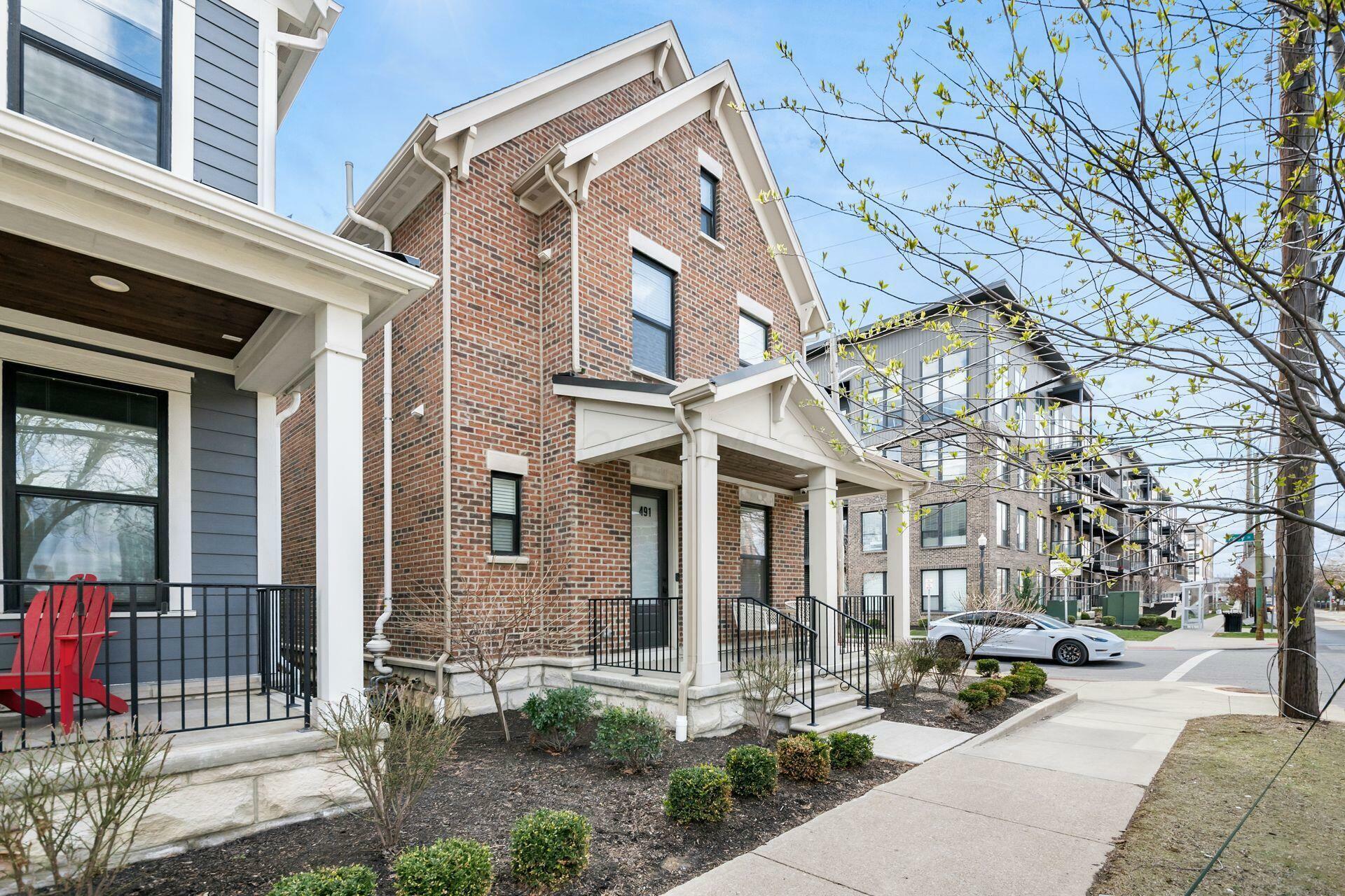 Property Photo: 491 W 5th Avenue OH 43201