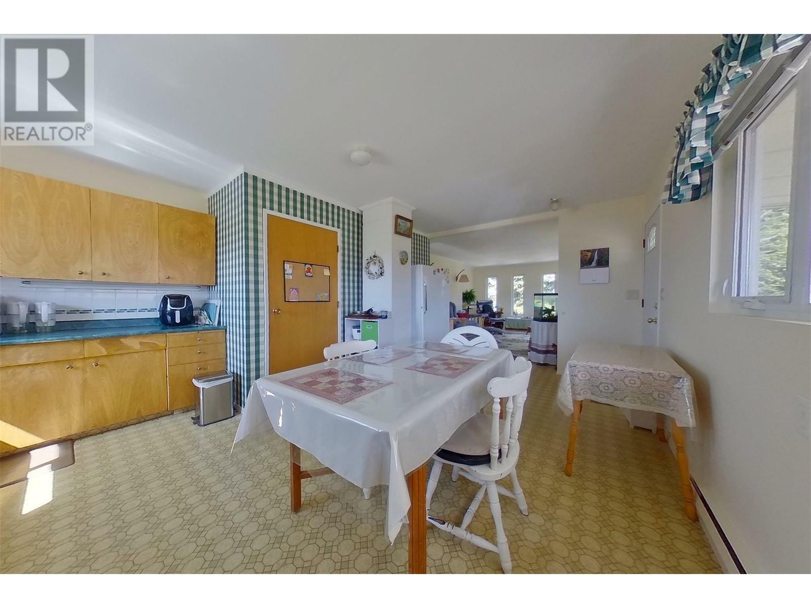 Property Photo: 2813 3 Highway BC V0B 1G1