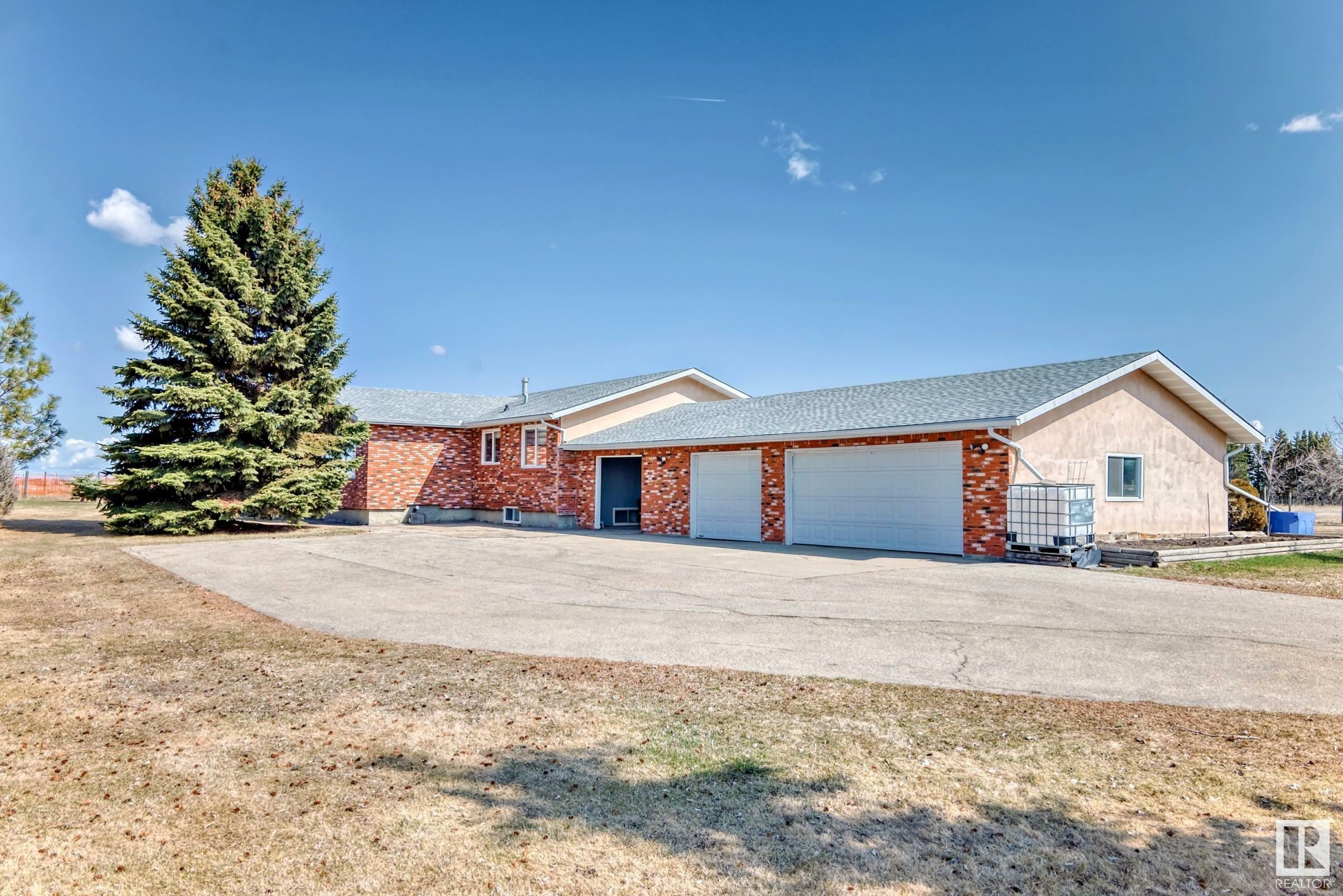 1850 232 Avenue NE  Edmonton AB T5Y 6J2 photo