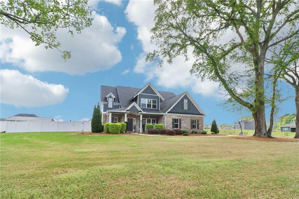 Property Photo: 892 N Ola Road GA 30252