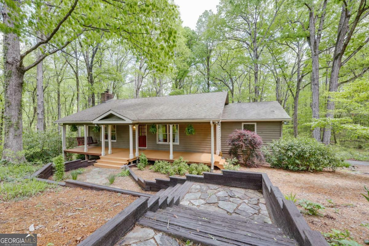 Property Photo: 424 Yancey Road GA 30619