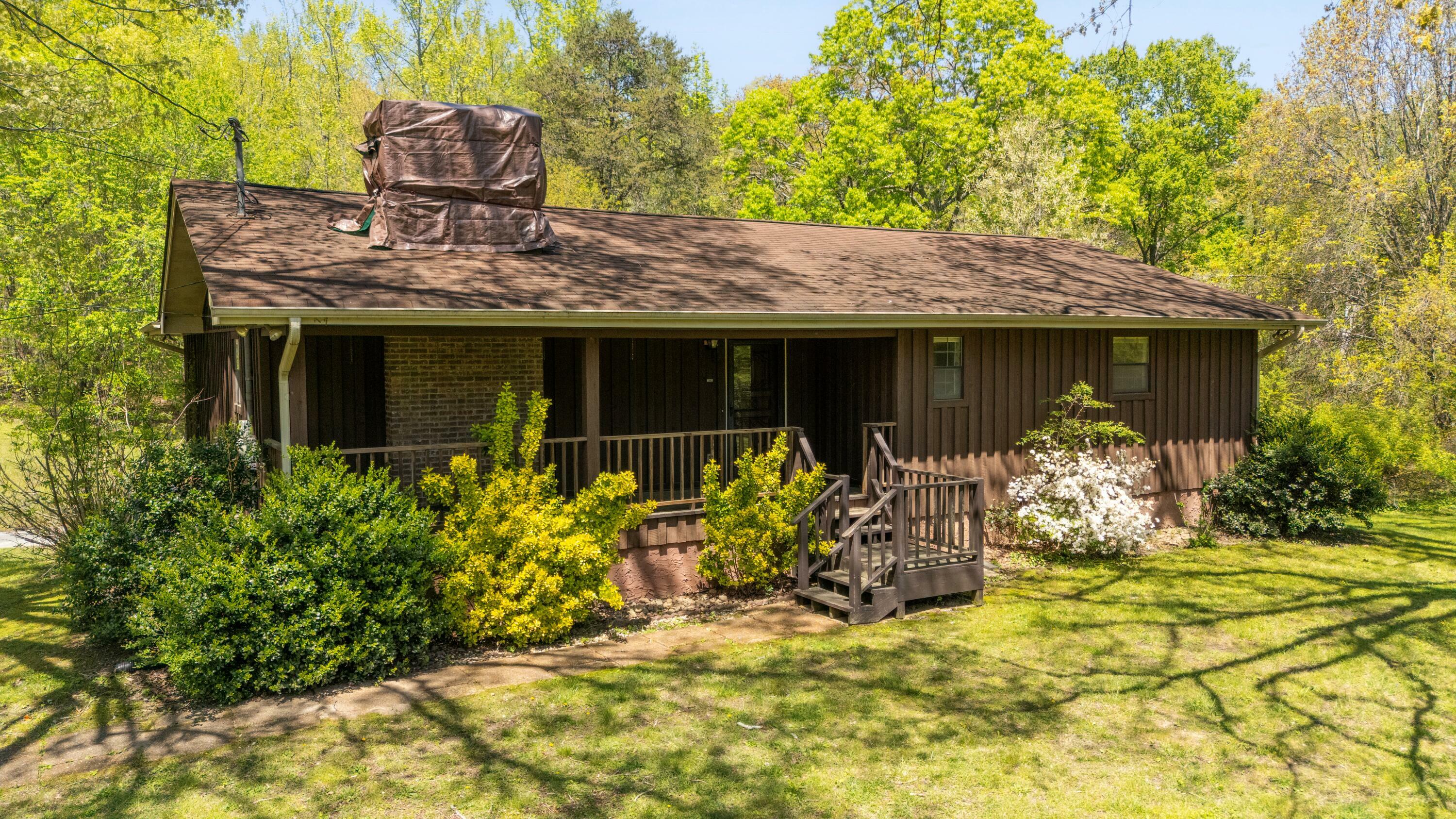 Property Photo:  401 Laymons Road  TN 37343 