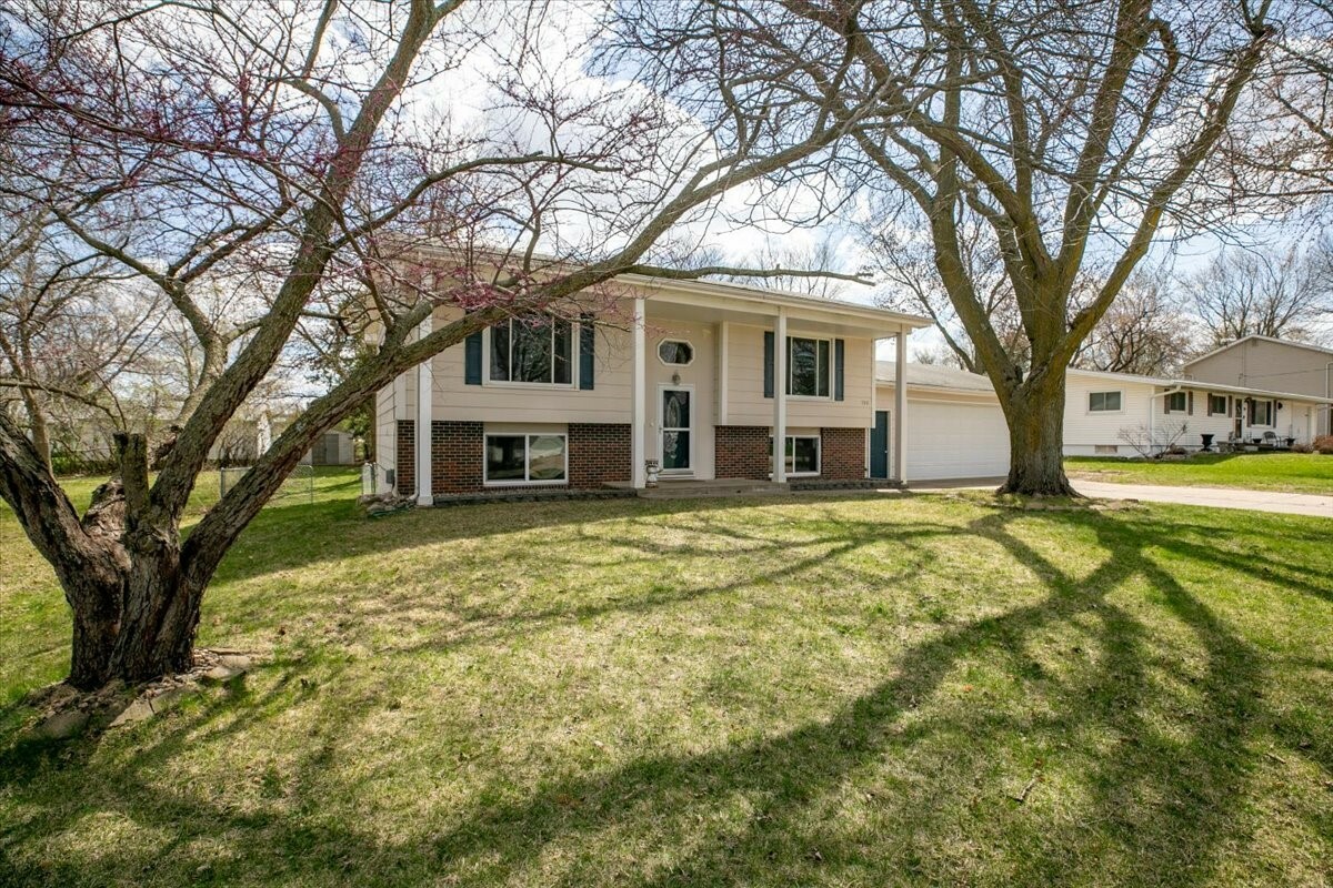 700 Northview Drive  Dallas Center IA 50063 photo